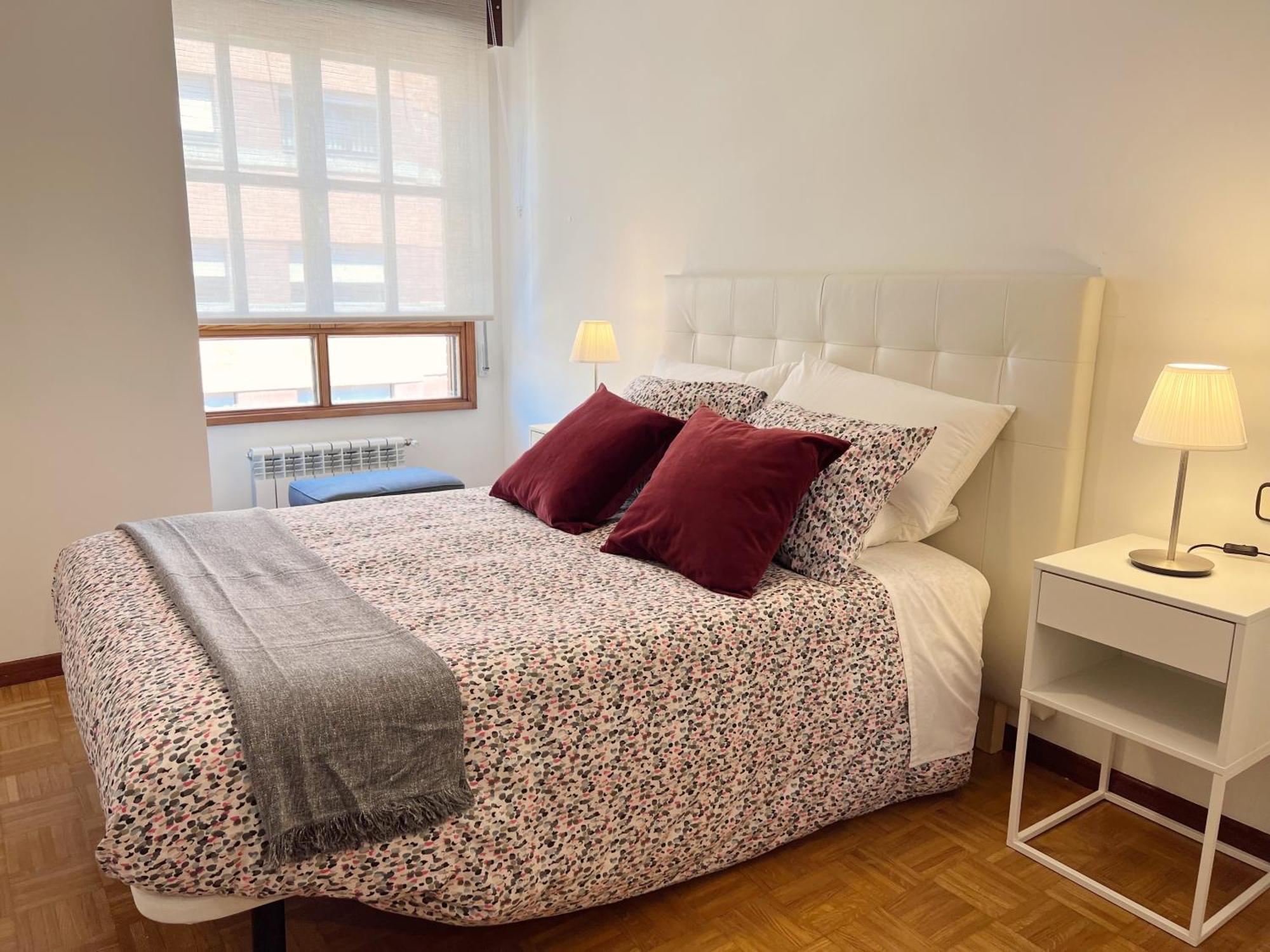 Apartamento Europa Centric Parking Gratis Oviedo Buitenkant foto